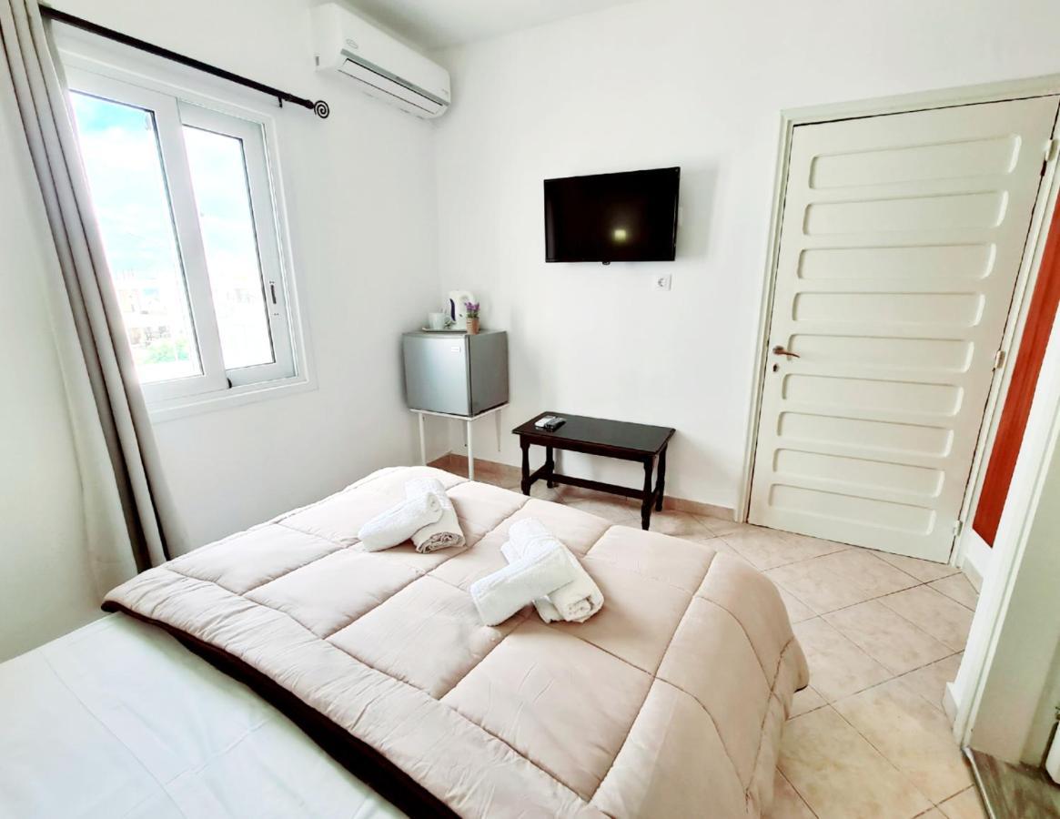 Avra Rooms Karpathos Esterno foto